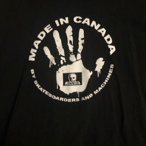 Made in Canada skull skates shirt